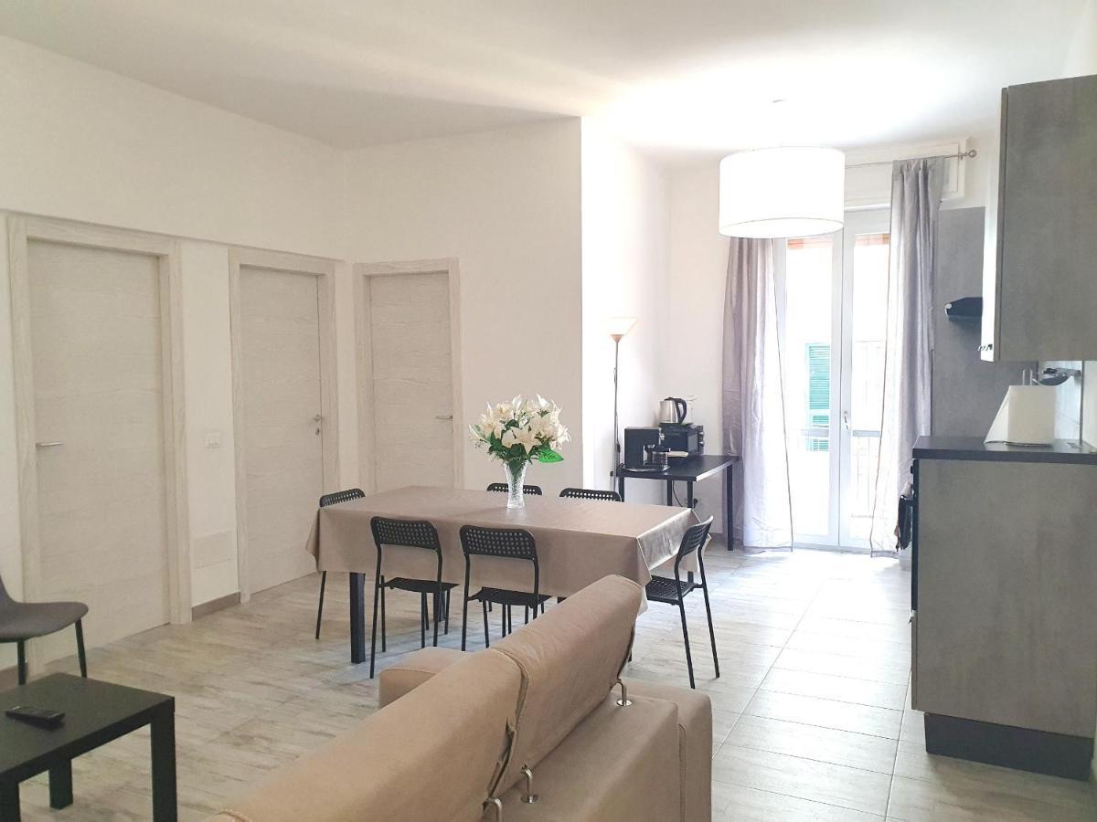 Savannah Charme Apartment La Spezia Eksteriør billede